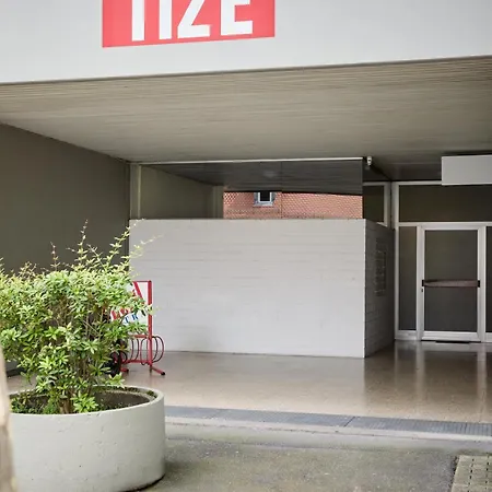 Idee Living: Penthouse Mit Parkplatz Apartment Weinheim