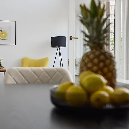Niro I Design Penthouse Apartment, Elegant, Gemuetlich, Dachterrasse, Tv Appartamento